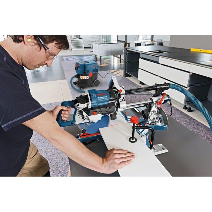 Sierra de inglete radial BOSCH PROFESIONNAL GCM 8 SDE - 261 mm - 30 mm - 1600W 10 Sierra de inglete radial BOSCH PROFESIONNAL GCM 8 SDE - 261 mm - 30 mm - 1600W 10