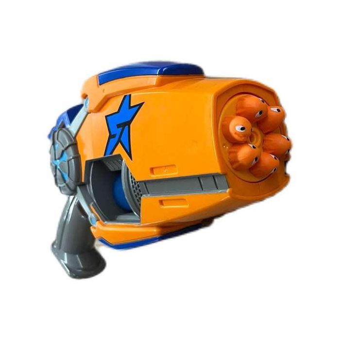 Pistola slugterra eli's megamorph blaster. lanza hasta 6 dardos a la vez. disparo 9 metros. incluye 8 dardos. 2 Pistola slugterra eli's megamorph blaster. lanza hasta 6 dardos a la vez. disparo 9 metros. incluye 8 dardos. 2