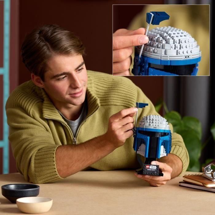 Lego 75408 Casco de Jango Fett Star Wars: El Ataque de los Clones, Set de Construcción de Colección para Adultos 3