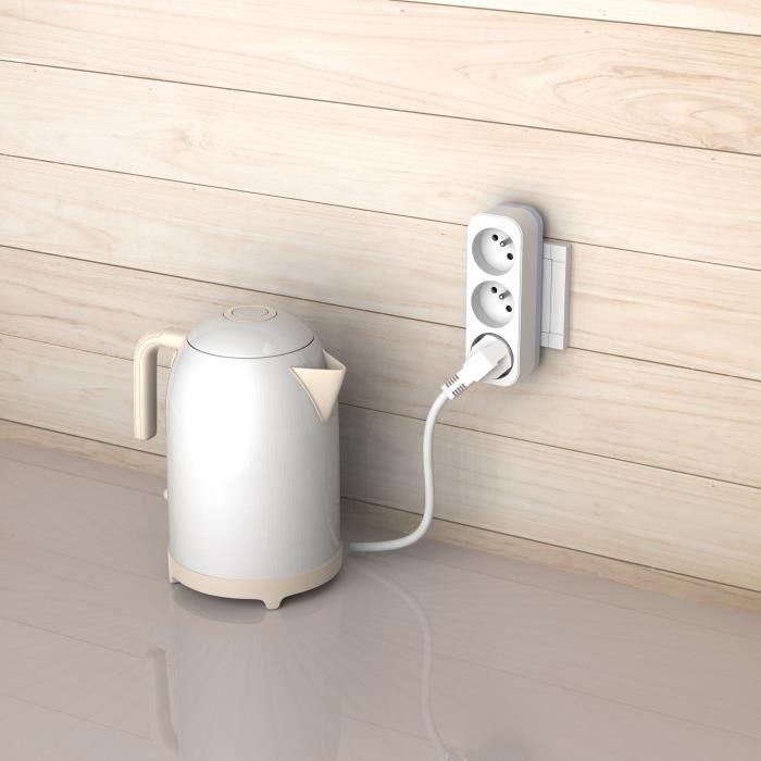 Triplite - QUARX - 3P 16A - Compacto, compatible con NF 2 Triplite - QUARX - 3P 16A - Compacto, compatible con NF 2