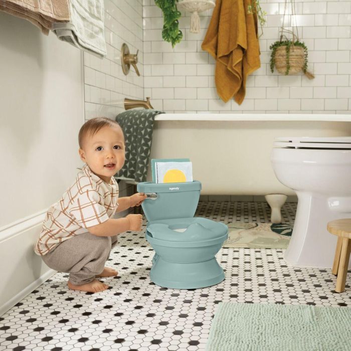 Ingenuity ING0074451998735 Inodoro Infantil Mini con Reductor, Descarga Musical y Compartimento para Toallitas Integrado, Verde 13