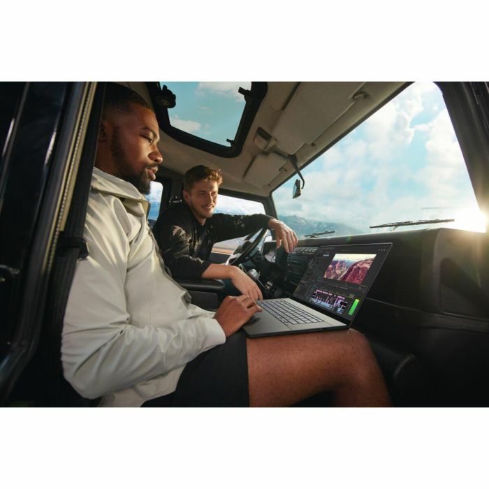 Laptop Asus ProArt P16 OLED H7606WM-SC052W 16" 32 GB RAM 1 TB SSD geforce rtx 5060 6 Laptop Asus ProArt P16 OLED H7606WM-SC052W 16" 32 GB RAM 1 TB SSD geforce rtx 5060 6