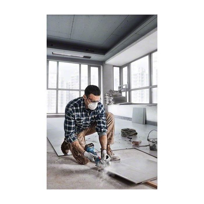 Bosch Professional GWS 18V-7 Amoladora Inalámbrica 18V con 2 Baterías 4.0Ah, Cargador GAL 18V-40 y Maletín L-Boxx 2 Bosch Professional GWS 18V-7 Amoladora Inalámbrica 18V con 2 Baterías 4.0Ah, Cargador GAL 18V-40 y Maletín L-Boxx 2