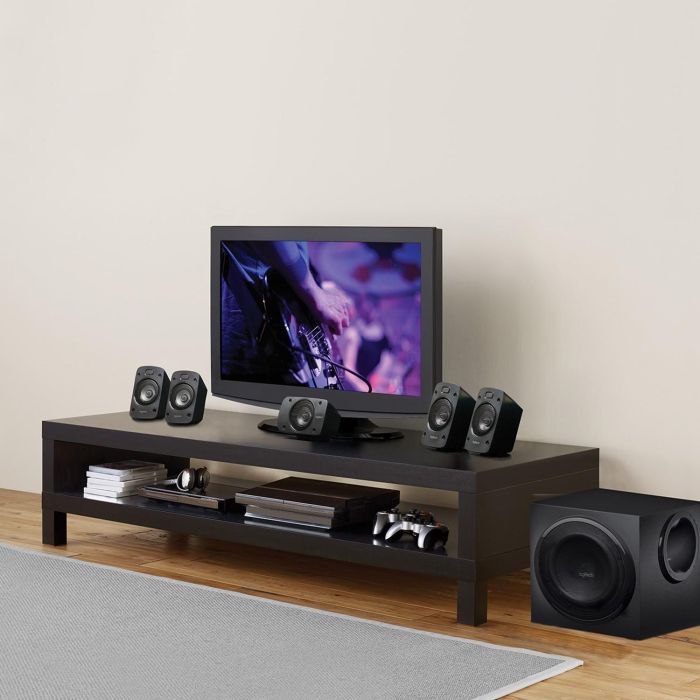 Logitech Z906 Altavoces 5.1 Surround Sound 500W RMS con Certificación THX, Dolby Digital y DTS para PC, MAC, Consolas y TV 8 Logitech Z906 Altavoces 5.1 Surround Sound 500W RMS con Certificación THX, Dolby Digital y DTS para PC, MAC, Consolas y TV 8