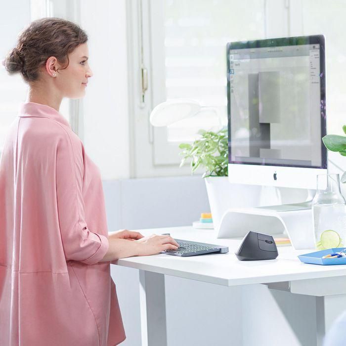 Ratón Ergonómico Inalámbrico por Bluetooth Logitech Vertical MX/ Batería recargable/ Hasta 4000 DPI 6 Ratón Ergonómico Inalámbrico por Bluetooth Logitech Vertical MX/ Batería recargable/ Hasta 4000 DPI 6