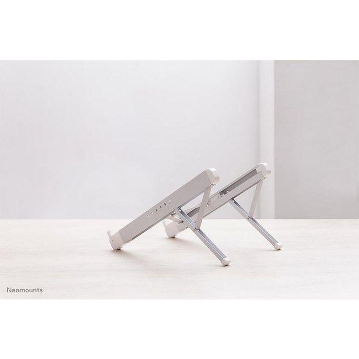 Neomounts NSLS010 Soporte Plegable y Ajustable para Portátiles 11-17" con 6 Alturas, Capacidad 5kg, Diseño Ultra-Delgado Plata 11 Neomounts NSLS010 Soporte Plegable y Ajustable para Portátiles 11-17" con 6 Alturas, Capacidad 5kg, Diseño Ultra-Delgado Plata 11