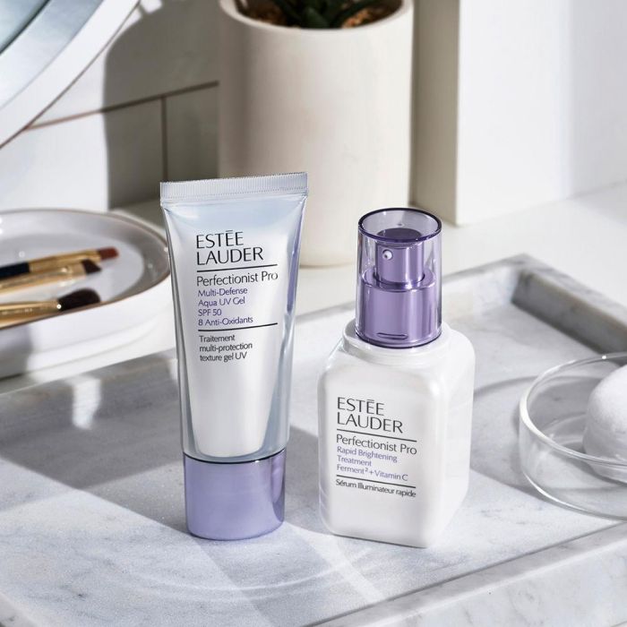 Estée Lauder PERFECTIONIST Emulsión en Gel Multi-Defense Aqua UV Gel con 8 Antioxidantes SPF50, Tratamiento Facial Hidratante y Protector 30 ml Estée Lauder PERFECTIONIST Emulsión en Gel Multi-Defense Aqua UV Gel con 8 Antioxidantes SPF50, Tratamiento Facial Hidratante y Protector 30 ml