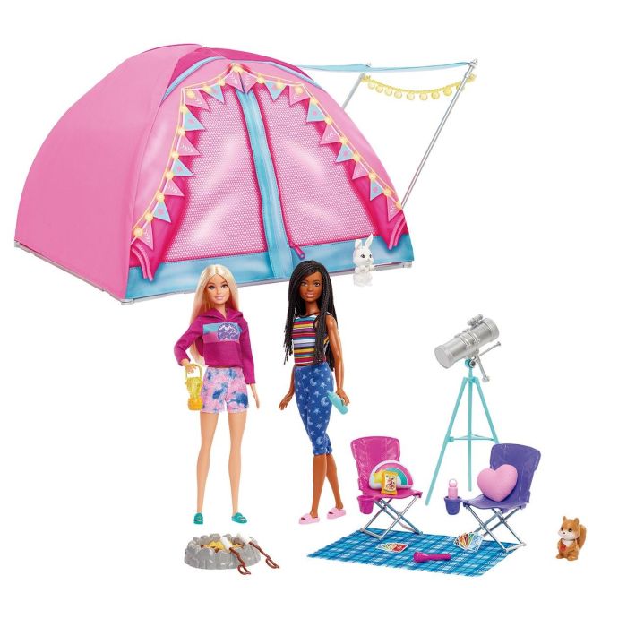 Barbie Hgc18 Set Camping con Muñecas Malibu & Brooklyn Roberts, Tienda de Campaña y Accesorios. Incluye Sillas, Telescopio, Hoguera 1