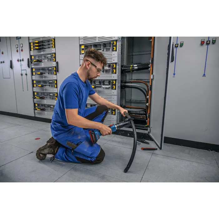 Bosch Professional Cortacables Hidráulico Inalámbrico 50 kN GKH 18V-50 para Cables hasta 40 mm con Maletín de Transporte