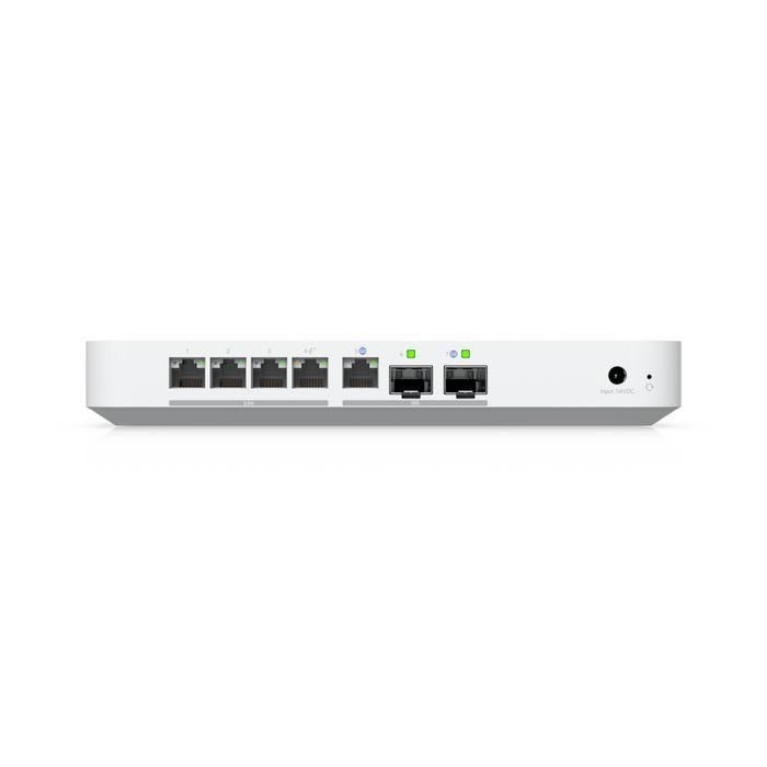 Ubiquiti Managed, 4x 2.5 GbE LAN, PoE+, 10G SFP+ WAN, 10 GbE RJ45 WAN, 10G SFP+ LAN, Quad-core ARM Cortex-A73 at 2.2 GHz, 2 GB, Polycarbonate, white, 212.8 x 127.6 x 30 mm 3 Ubiquiti Managed, 4x 2.5 GbE LAN, PoE+, 10G SFP+ WAN, 10 GbE RJ45 WAN, 10G SFP+ LAN, Quad-core ARM Cortex-A73 at 2.2 GHz, 2 GB, Polycarbonate, white, 212.8 x 127.6 x 30 mm 3