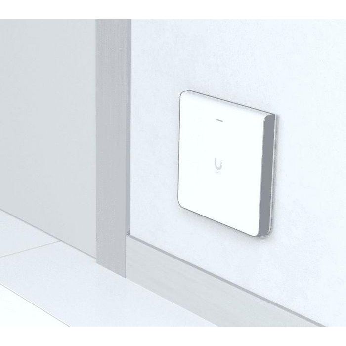 Ubiquiti 159.7 x 156.7 x 33.8 mm, 884g, RJ45, 802.11a/b/g, PoE, Bluetooth 1 Ubiquiti 159.7 x 156.7 x 33.8 mm, 884g, RJ45, 802.11a/b/g, PoE, Bluetooth 1