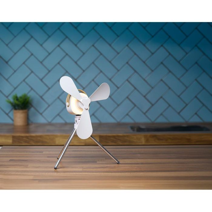 Lifetime Air Ventilador portátil recargable USB, 3 aspas, 4 velocidades, mando a distancia, 28x28x34 cm 4 Lifetime Air Ventilador portátil recargable USB, 3 aspas, 4 velocidades, mando a distancia, 28x28x34 cm 4