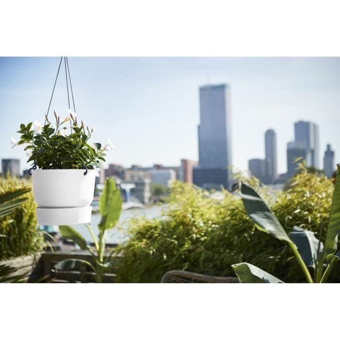 Maceta colgante ELHO Greenville 24 - Exterior - Ø 23.9 x H 20.3 cm - Blanco 4 Maceta colgante ELHO Greenville 24 - Exterior - Ø 23.9 x H 20.3 cm - Blanco 4
