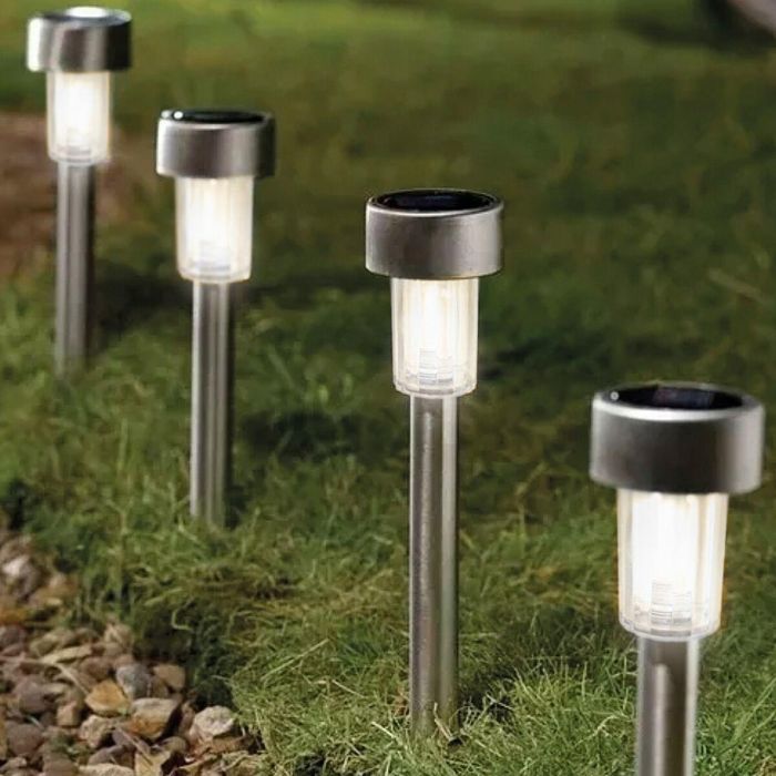 Estaca solar de jardín Aktive Plástico 5,5 x 36 x 5,5 cm (24 Unidades) 5 Estaca solar de jardín Aktive Plástico 5,5 x 36 x 5,5 cm (24 Unidades) 5