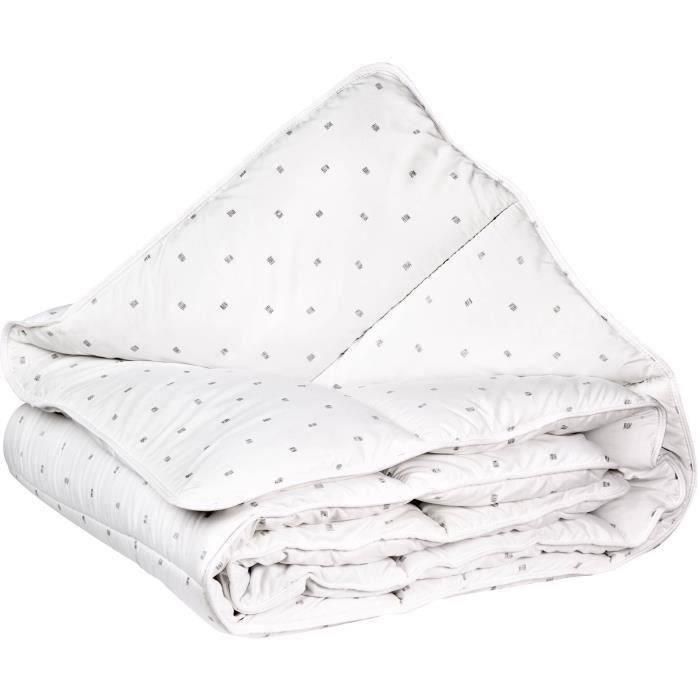 Blanreve BLA3245841739864 Edredón Ligero 83 g/m² Estampados 240 x 220 cm Blanreve BLA3245841739864 Edredón Ligero 83 g/m² Estampados 240 x 220 cm