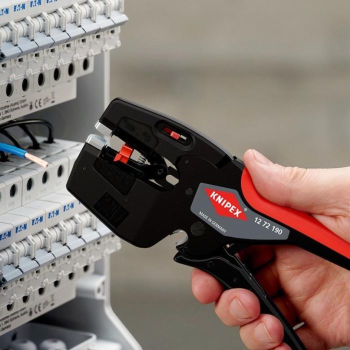 KNIPEX NexStrip Elektriker-Multiwerkzeug 4 KNIPEX NexStrip Elektriker-Multiwerkzeug 4