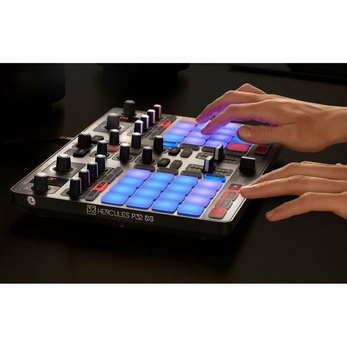 Controladora DJ Hercules P32 DJ 3 Controladora DJ Hercules P32 DJ 3
