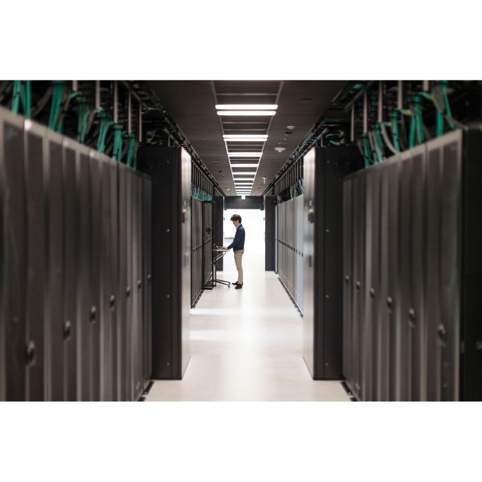 HPE Aruba Networking 6200F 12G Class4 PoE 2G/2SFP+ 139W Switch Gestionado L3 Gigabit Ethernet Montaje en rack