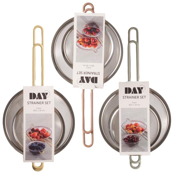 Day Juego de 2 Coladores de Acero Inoxidable y Silicona, Diámetros 13,5-19,5 cm 2 Day Juego de 2 Coladores de Acero Inoxidable y Silicona, Diámetros 13,5-19,5 cm 2