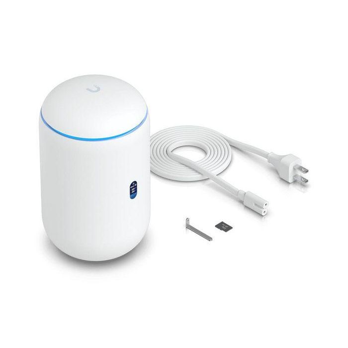 Ubiquiti UDR7 Cloud Gateway WiFi 7 Desktop con PoE, 10G SFP+, 2.5 GbE RJ45, 160m², Almacenamiento microSD, UniFi 9
