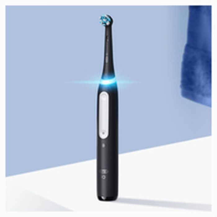 Oral-B iO 4S Cepillo Dental Eléctrico Vibratorio Adulto con 4 Modos, Bluetooth y Sensor de Presión Inteligente Negro 4
