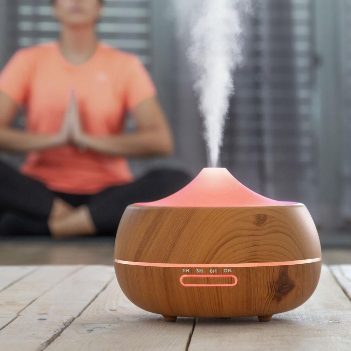 Humidificador Difusor de Aromas con LED Multicolor Wooden-Effect InnovaGoods