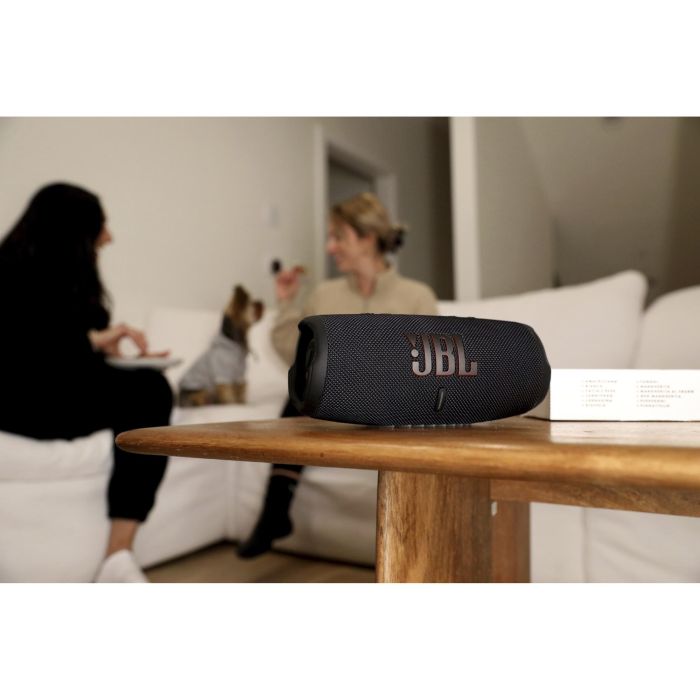 JBL Charge 5 Altavoz Portátil Estéreo Inalámbrico y con Cable, Negro, 30W, Resistente al Agua IP67, Bluetooth 5.1, Autonomía 20h 14 JBL Charge 5 Altavoz Portátil Estéreo Inalámbrico y con Cable, Negro, 30W, Resistente al Agua IP67, Bluetooth 5.1, Autonomía 20h 14