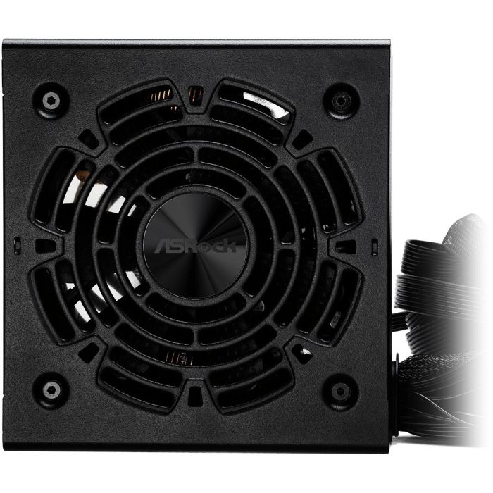 ASRock Fuente de Alimentación CL-550B 550W 80 PLUS Bronze, 120mm, Active PFC, PCI-E (6+2 pin)x4, SATA (5 pin)x4 - 90-UXC055-BNEAAA 1