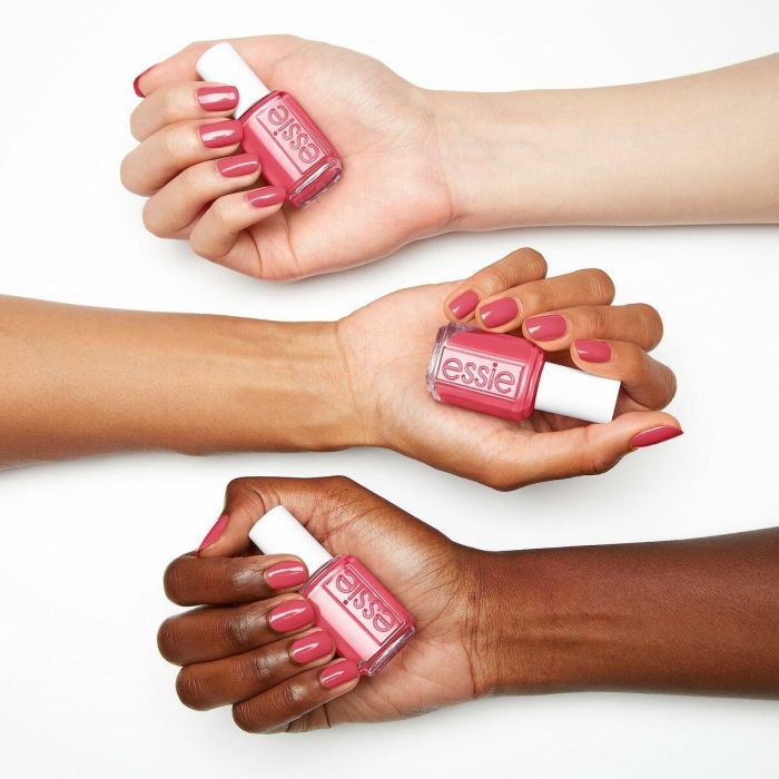 Essie Nail Color #679-Flying Solo Pink 13,5 mL 679-flying solo (pink) 1 Essie Nail Color #679-Flying Solo Pink 13,5 mL 679-flying solo (pink) 1