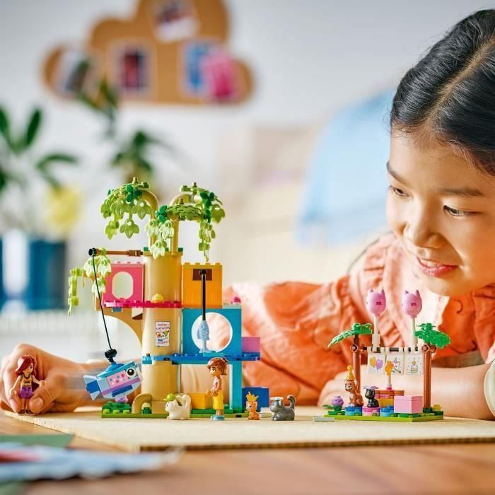 LEGO Friends Fiesta de Cumpleaños y Casa del Árbol Felina – Set de Construcción de Gatos para Niñas y Niños de 6+ Años 4 LEGO Friends Fiesta de Cumpleaños y Casa del Árbol Felina – Set de Construcción de Gatos para Niñas y Niños de 6+ Años 4