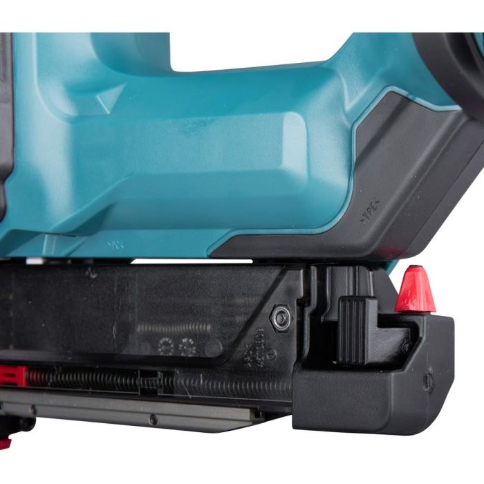 Makita DPT353Z Clavadora de Pasadores a Batería 6