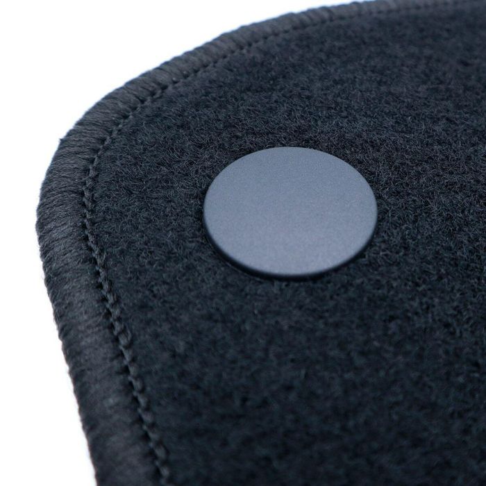 Alfombrilla para Coche OCC Motorsport OCCBW0026 Negro 2 Alfombrilla para Coche OCC Motorsport OCCBW0026 Negro 2
