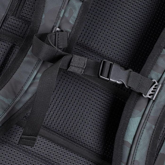 Riva NB Rucksack Sherwood 17,3"10,5" 32L grau camo 7661 2 Riva NB Rucksack Sherwood 17,3"10,5" 32L grau camo 7661 2