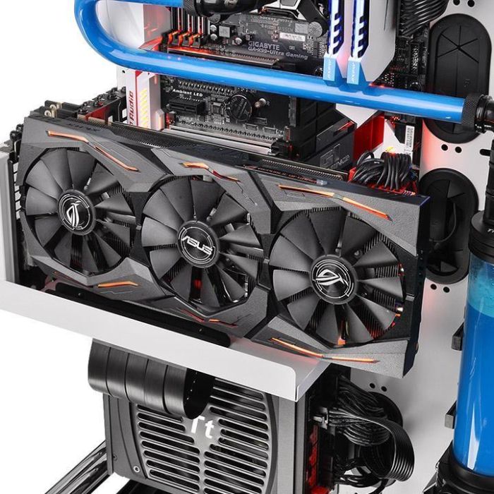 Thermaltake PCI Express Extender 300mm 4 Thermaltake PCI Express Extender 300mm 4
