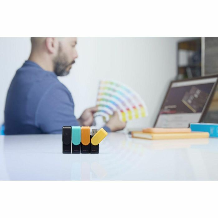 Tarjeta de Memoria Micro SD con Adaptador Kingston DTXS/64GB Negro 64 GB 13