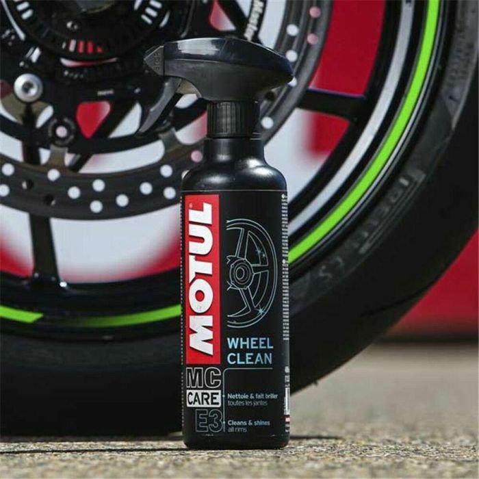 Limpia Llantas Motul MTL102998 400 ml 2