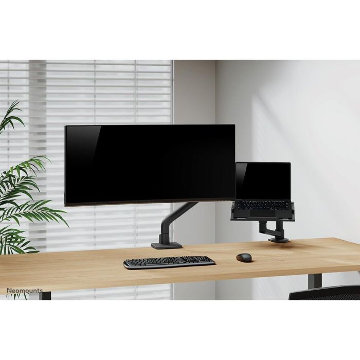 Neomounts DS70S-950BL1 - Soporte de Mesa para Monitor 17-49" Ergonómico, Brazo de Gas, Topfix, Pinza/Atornillado, Negro 8 Neomounts DS70S-950BL1 - Soporte de Mesa para Monitor 17-49" Ergonómico, Brazo de Gas, Topfix, Pinza/Atornillado, Negro 8