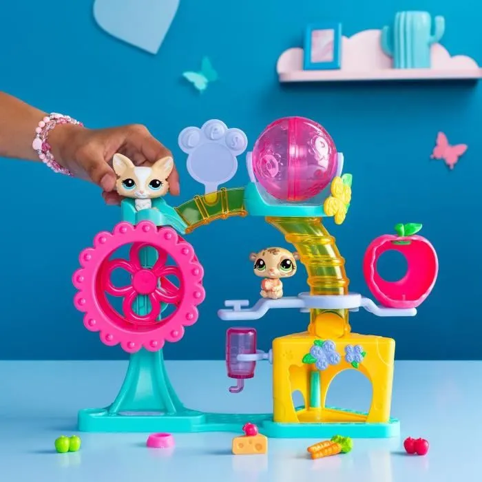 BANDAI Littlest Pet Shop Caja Fun Factory Set de Juego con 2 Animales, Decoración y Accesorios BF00519 3