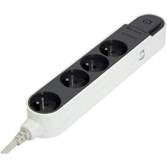 Este protector contra sobretensiones 4x16A 1 Este protector contra sobretensiones 4x16A 1