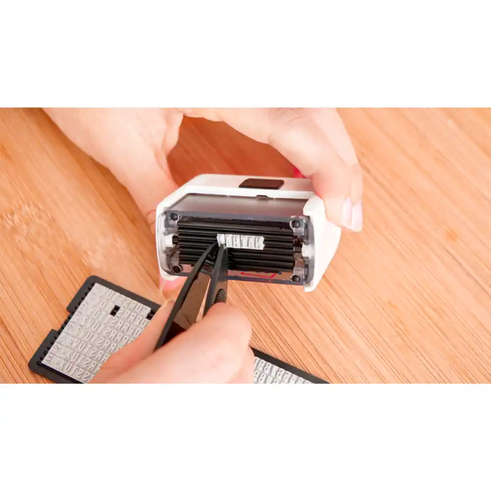 Avery Sello Personalizable Tejidos 3 Líneas 15 Caracteres Cada Una Lavable Negro 3