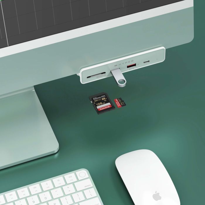 Targus HYPER HD34A8 Hub USB-C 5 en 1 con HDMI 4K, 2x USB-A 3.2, USB-C, Lector SD/MicroSD. Color Blanco. 3 Targus HYPER HD34A8 Hub USB-C 5 en 1 con HDMI 4K, 2x USB-A 3.2, USB-C, Lector SD/MicroSD. Color Blanco. 3