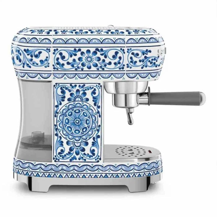 Smeg Espresso Manual Coffee Machine ECF02DGBEU 2 Smeg Espresso Manual Coffee Machine ECF02DGBEU 2
