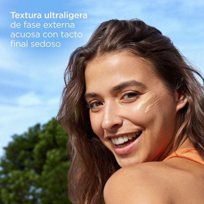 Isdin Fotoprotector Fusion Water Magic Glow Spf30 2 Isdin Fotoprotector Fusion Water Magic Glow Spf30 2