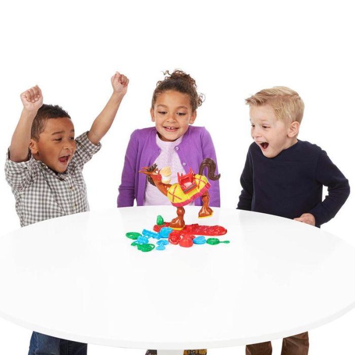 Hasbro Games 48380 Tozudo - Juego de Mesa del Burrito Cascarrabias, Apila Equipaje, 3 Niveles, para +4 Años 1 Hasbro Games 48380 Tozudo - Juego de Mesa del Burrito Cascarrabias, Apila Equipaje, 3 Niveles, para +4 Años 1