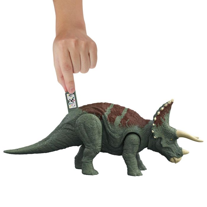 Dinosaurio Triceratops Ruge Y Golpea Jurassic World Hdx34 2