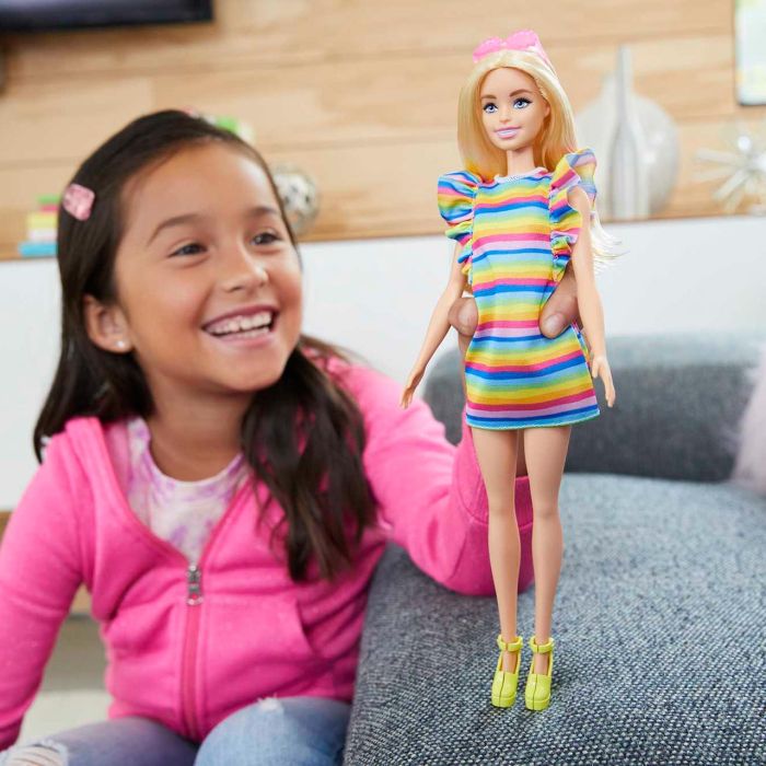 Muñeca Barbie Fashionista Con Ortodoncia Hjr96 Mattel 4