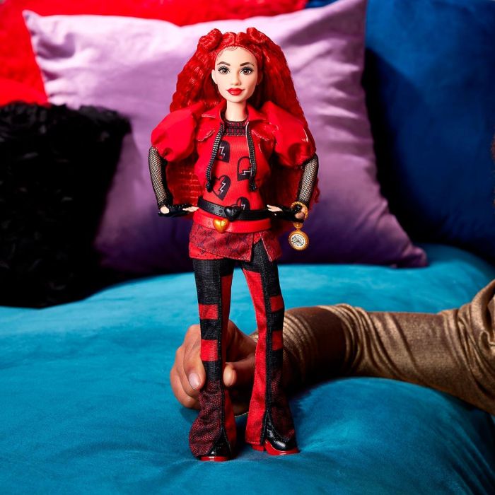 Muñeca Red Hija Reina Corazones Hwt93 Disney Descendants 4 Muñeca Red Hija Reina Corazones Hwt93 Disney Descendants 4