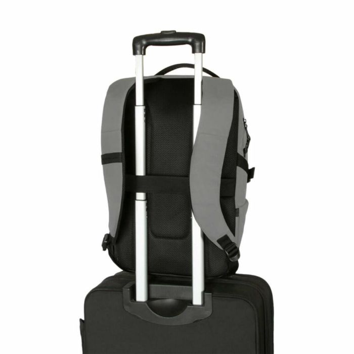 Targus TERRA BACKPACK Mochila para Portátil de 15-16 Pulgadas - Color Plata 4 Targus TERRA BACKPACK Mochila para Portátil de 15-16 Pulgadas - Color Plata 4