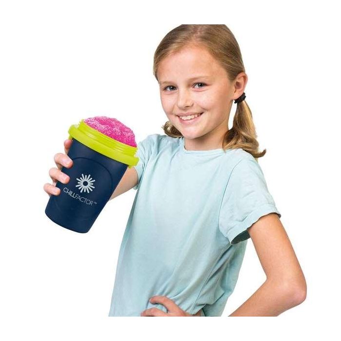 Bandai Maquina de Granizar Chillfactor (Congela, Aprieta y Disfruta) 10.5x10.5x18.8cm - Modelos Surtidos
