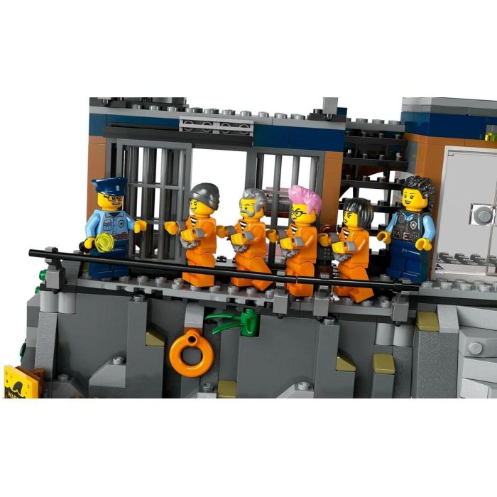 LEGO 60419 City Prisión de Policía de Aguas Profundas, Juguete con Helicóptero y Barco, 7 Minifiguras y Figura de Perro 3 LEGO 60419 City Prisión de Policía de Aguas Profundas, Juguete con Helicóptero y Barco, 7 Minifiguras y Figura de Perro 3